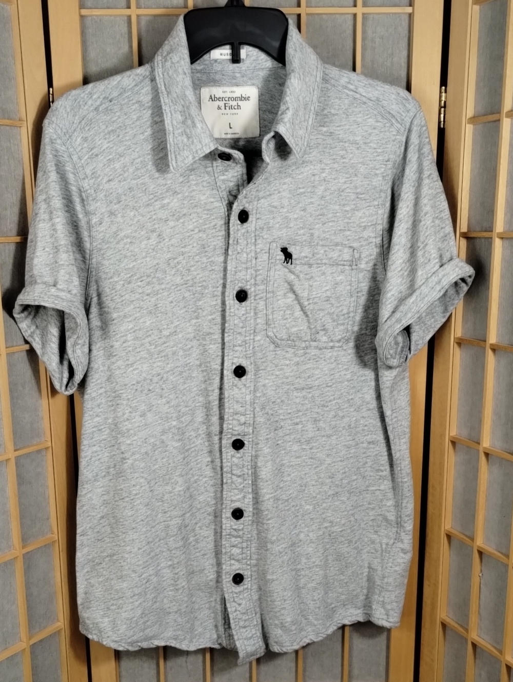 Abercrombie & Fitch Heather Gray Muscle Short-Sleeve Button-Down Shirt Size L